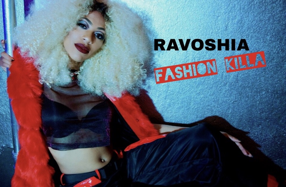 ‘Ravoshia’ brings her exotic solid rhythmic female strength to South Africa as her Afro-Trap addictive dark sexy sound and melodic rising fly dope voice excites the Bafana FM playlist.