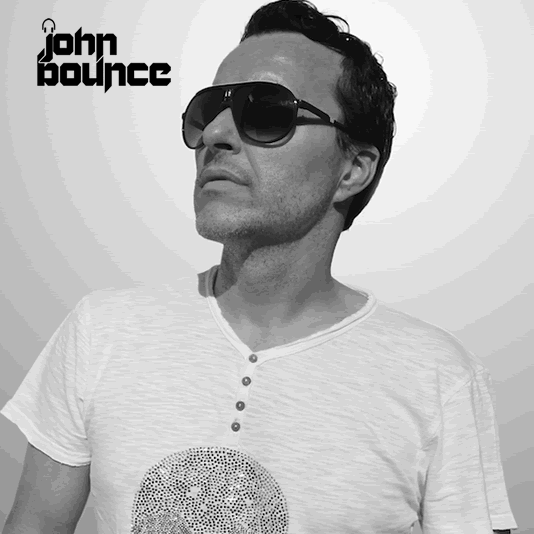 The new single ‘Sexy Habits’ from ‘John Bounce’ with it’s uplifting, vibrant, catchy and groovy sound is on the playlist now.